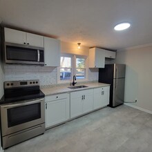 15016 Courthouse Rd in Dinwiddie, VA - Building Photo - Building Photo