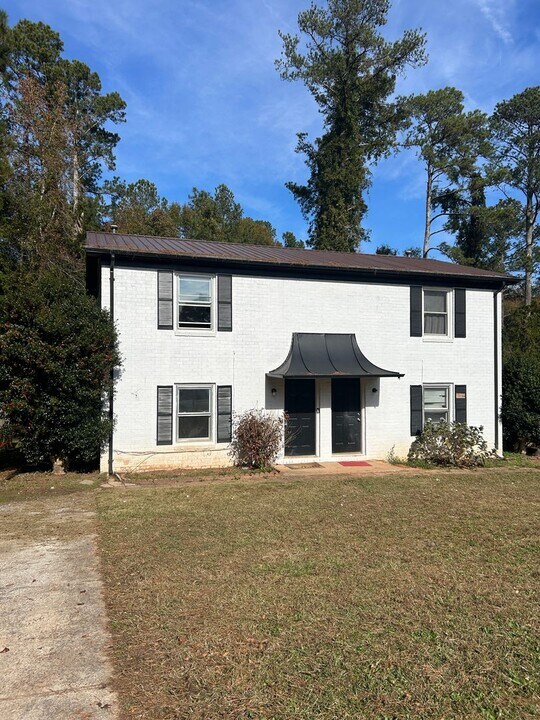 305 Jockey Club Dr-Unit -305 Jockey Club Drive in Athens, GA - Foto de edificio