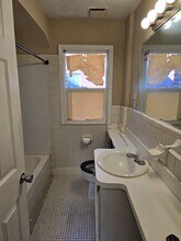 19480 San Juan Dr in Detroit, MI - Building Photo - Building Photo