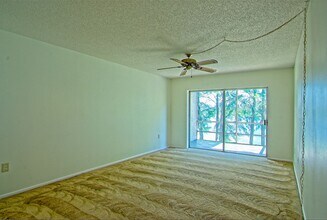 4575 S Texas Ave in Orlando, FL - Building Photo - Building Photo