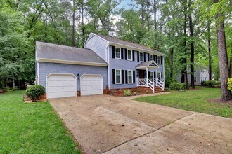 103 Lakewood Cir in Yorktown, VA - Building Photo - Building Photo