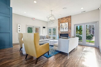 Park at Midtown in Greensboro, NC - Foto de edificio - Building Photo