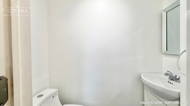 208 Meadows Blvd in Mississauga, ON - Building Photo - Building Photo