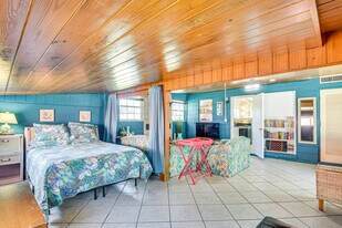 103 Essex Dr in Ormond Beach, FL - Building Photo