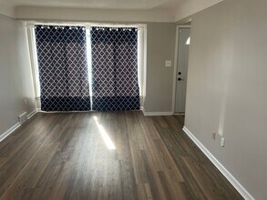 13144 Orange St in Southgate, MI - Building Photo - Building Photo