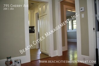 795 Cherry Ave in Long Beach, CA - Building Photo - Building Photo