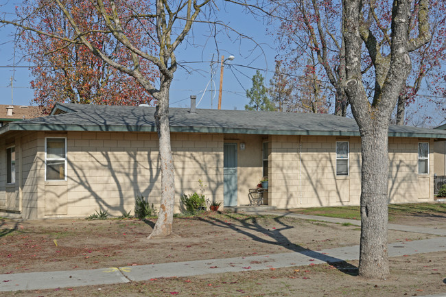 Citrus Gardens in Orange Cove, CA - Building Photo - Building Photo