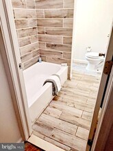 4064 Parkside Ave in Philadelphia, PA - Building Photo - Building Photo