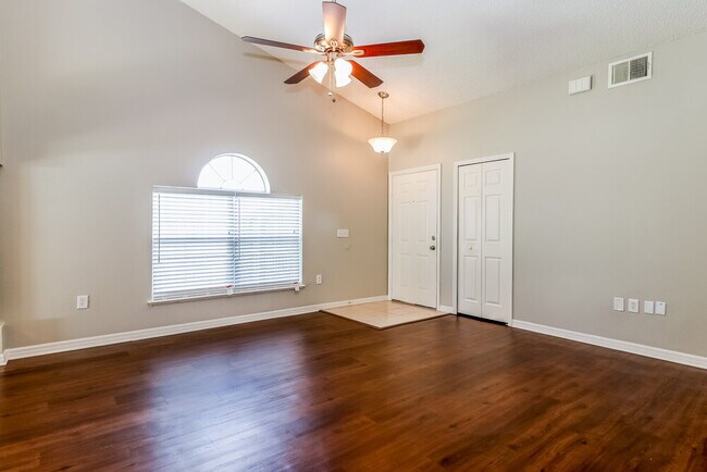 6203 Gassino Pl in Riverview, FL - Building Photo - Building Photo