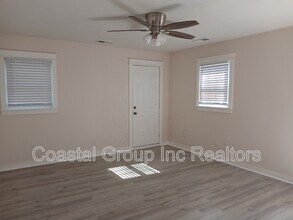 220 57th St in Virginia Beach, VA - Building Photo - Building Photo