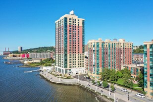 River Club at Hudson Park Apartments