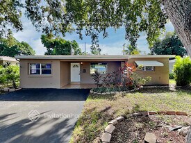 3211 SW 64th Terrace in Miramar, FL - Building Photo