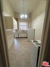 624 S Berendo St in Los Angeles, CA - Building Photo - Building Photo