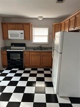 9428 Forest Hills Blvd in Dallas, TX - Building Photo - Building Photo
