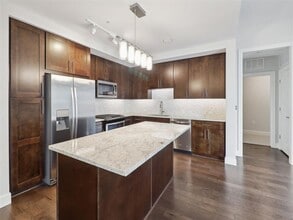 The Katy in Dallas, TX - Foto de edificio - Building Photo