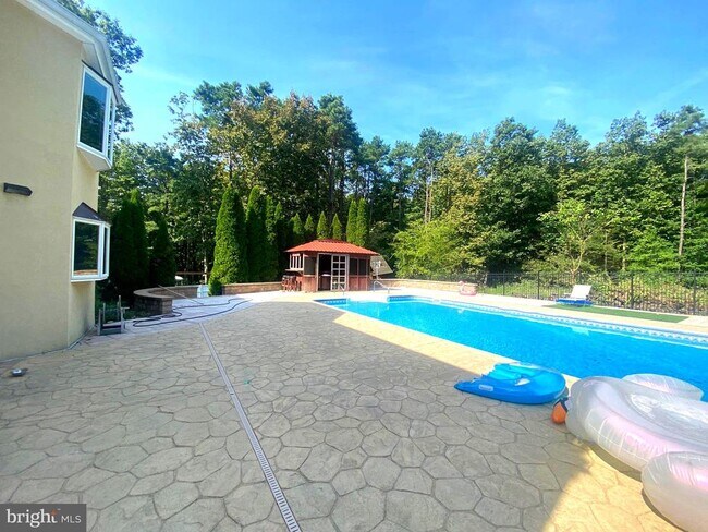54 Las Brisas Blvd in Voorhees Township, NJ - Building Photo - Building Photo