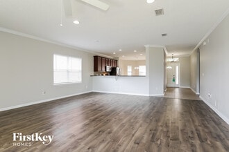 5919 Wind Cave Ln, Unit 020-036 in Jacksonville, FL - Building Photo - Building Photo