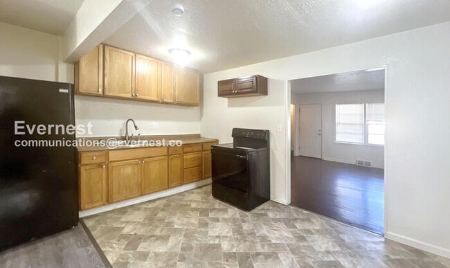 2811 E 58th St in Kansas City, MO - Building Photo - Building Photo