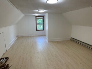 53 Bow St-Unit -2 in Somerville, MA - Building Photo - Building Photo
