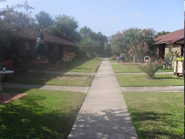 Evangeline Village in Lafayette, LA - Building Photo - Building Photo