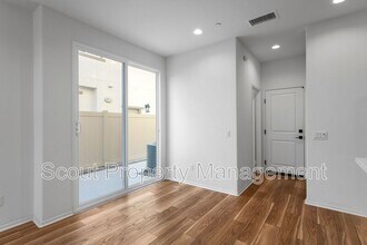 45534 Calle Luna in Temecula, CA - Building Photo - Building Photo