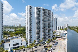 Flamenco Towers Condominiums in Aventura, FL - Building Photo - Building Photo