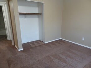 3309 Cassidy Rd, Unit B in Jefferson City, MO - Foto de edificio - Building Photo