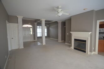 4900 Royal Lytham Dr in Columbia, MO - Building Photo - Building Photo