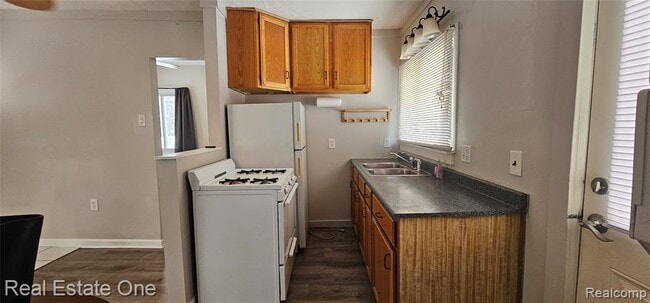 8845 Orrick St in Commerce Township, MI - Building Photo - Building Photo