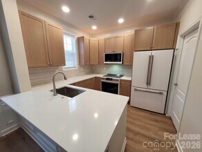 121 Singleton Rd in Mooresville, NC - Building Photo - Building Photo