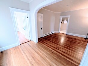 862-864 Riverside Dr-Unit -1R in Methuen, MA - Building Photo - Building Photo