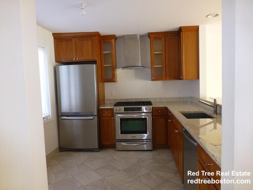 1 Raymond St, Unit D in Boston, MA - Building Photo - Building Photo