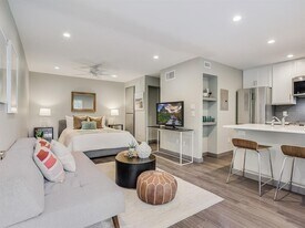 615 Upson St in Austin, TX - Building Photo