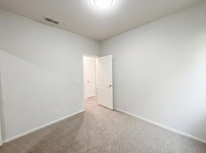 108 Austin Dr in Folsom, CA - Building Photo - Building Photo