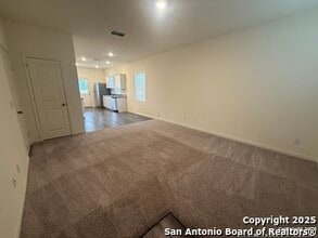 6032 Pearl Mdw in Converse, TX - Building Photo - Building Photo