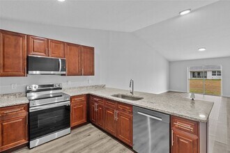 9116 Agate St in Port Charlotte, FL - Building Photo - Building Photo