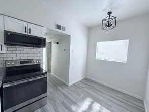 2814 E Kathleen Rd in Phoenix, AZ - Building Photo - Building Photo