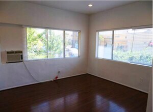1315 W 24th St, Unit 1315 in Los Angeles, CA - Building Photo - Building Photo