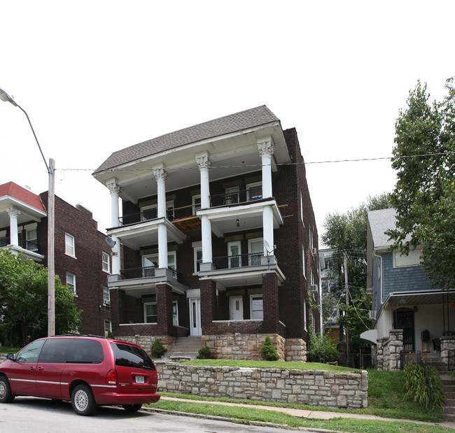 305 S Bellefontaine St in Kansas City, MO - Foto de edificio - Building Photo