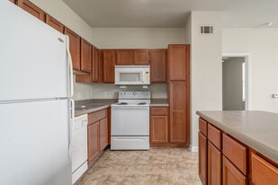 Costa Vizcaya in Houston, TX - Building Photo