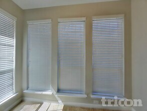 114 Cole St in Forney, TX - Foto de edificio - Building Photo