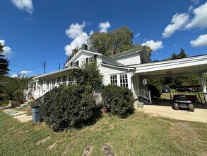 6501 Normans Bridge Rd in Hanover, VA - Building Photo - Building Photo