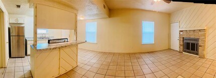 1206 Tartan Ln in Austin, TX - Building Photo - Building Photo