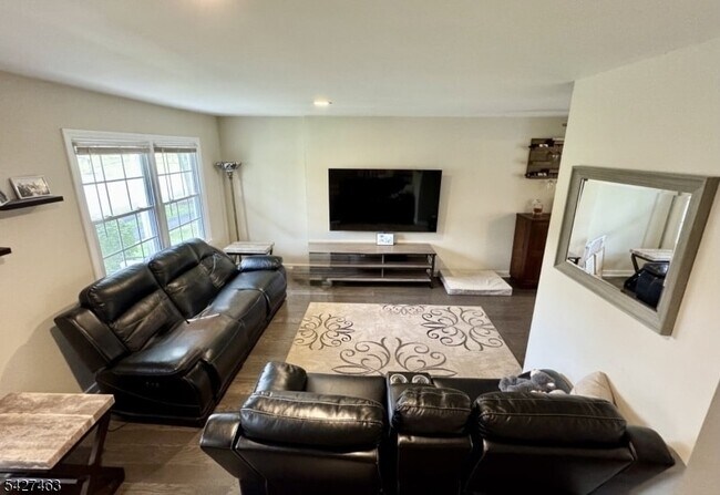 2109 Jamestown Common in Hillsborough Township, NJ - Building Photo - Building Photo