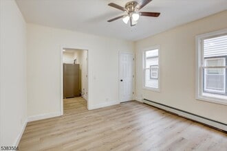 546 Morris St in Orange, NJ - Building Photo - Building Photo