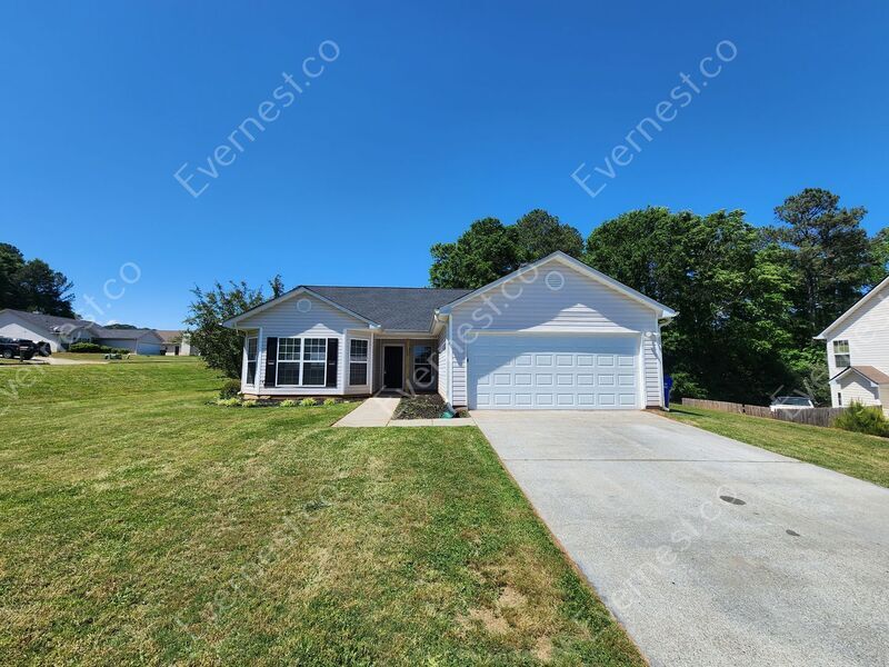 1203 Meadow View Dr Photo