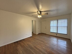 611 Mary St in Copperas Cove, TX - Foto de edificio - Building Photo