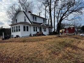 222 Berlin Rd N in Lindenwold, NJ - Building Photo