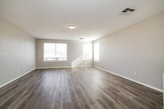 21940 W Casey Ln in Buckeye, AZ - Building Photo - Building Photo