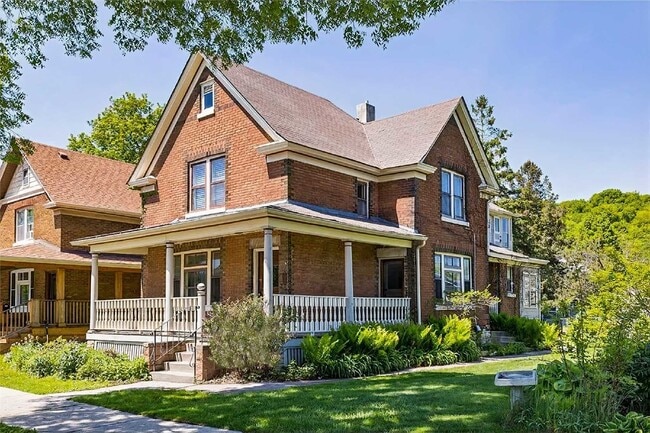 property at 537 W Michigan St